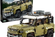 LEGO Technic Land Rover Defender (42110)